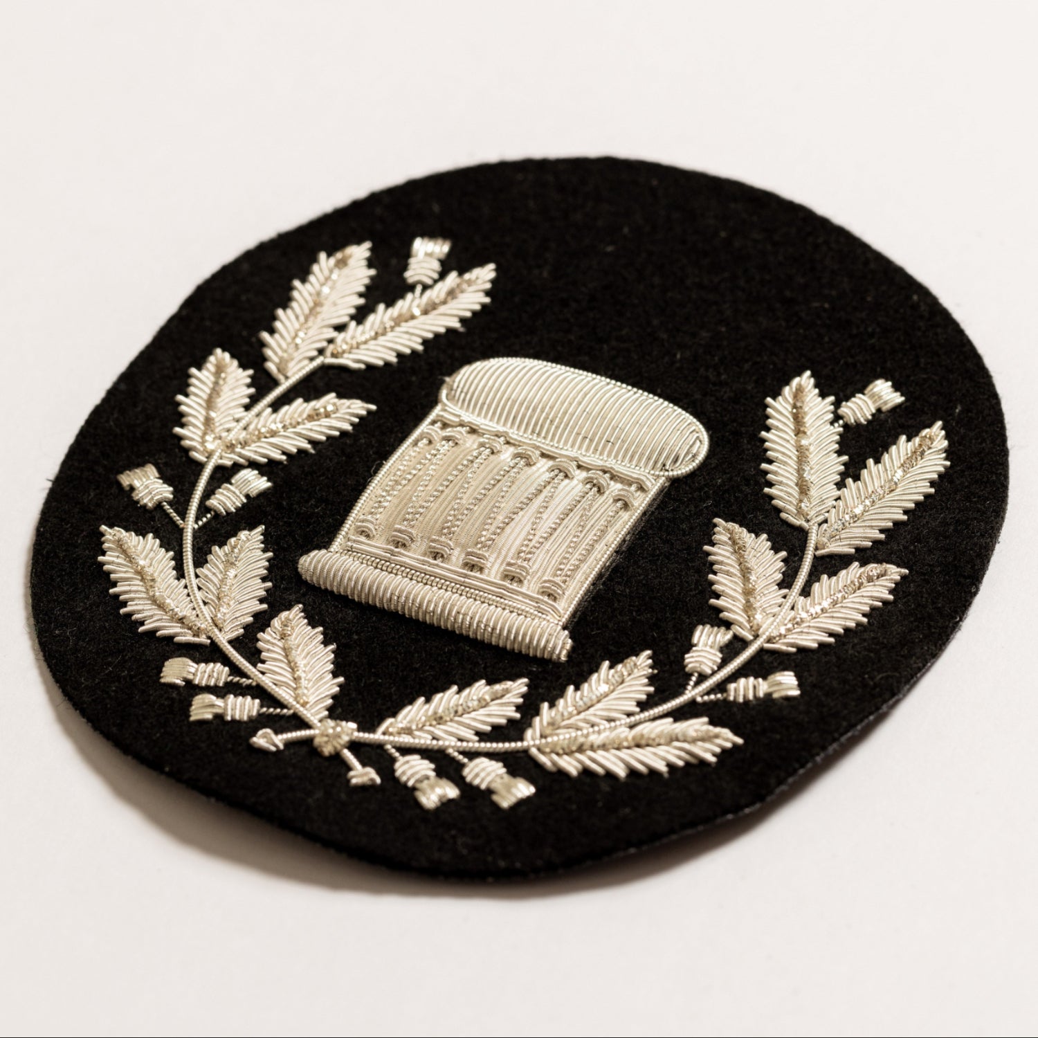 Arm Drum Badge in Wreath (4334332018760)