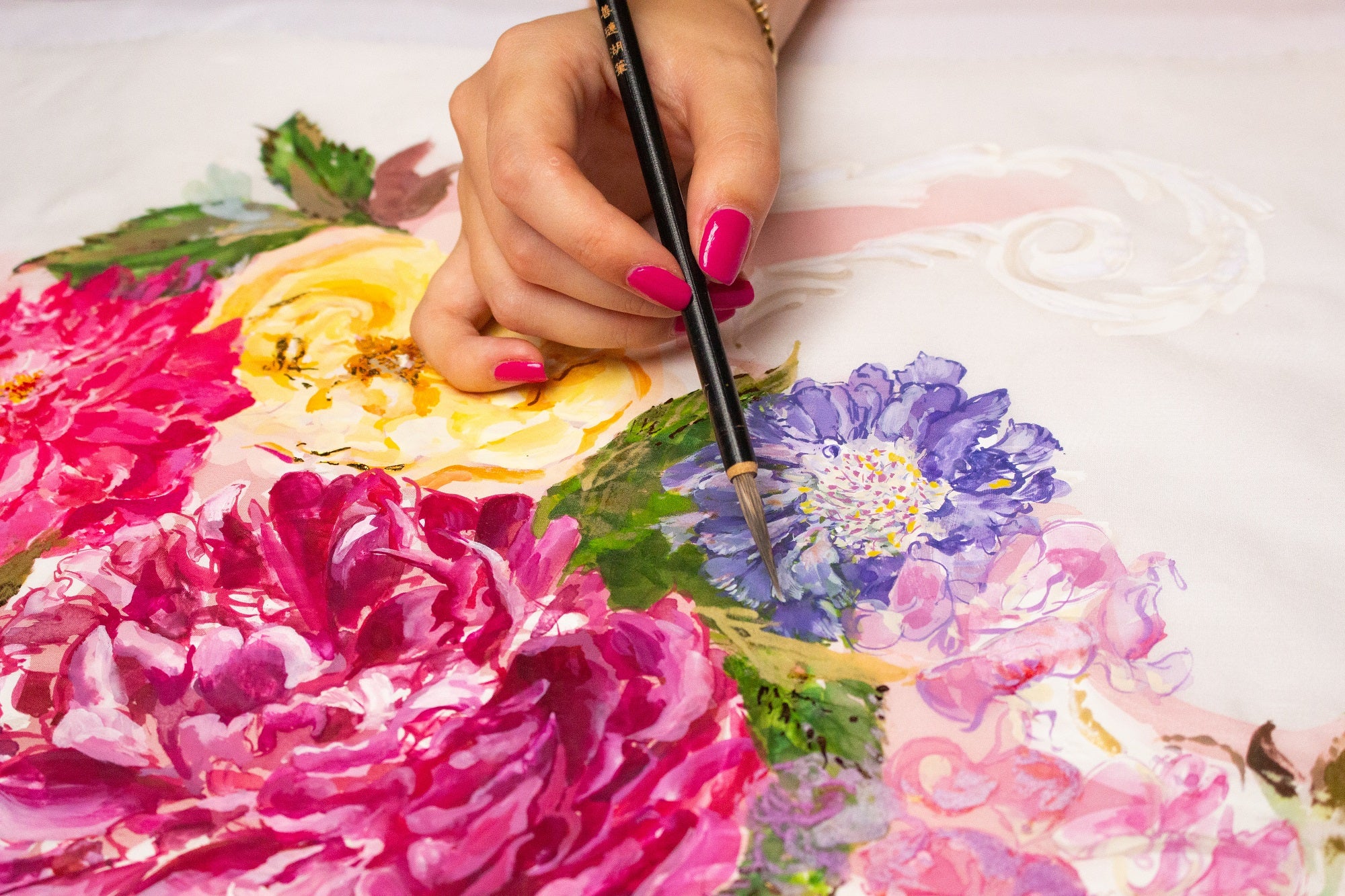 Charlotte Gaunt Guest Tutor Painting Course - Botanical Silk Painting for Fashion