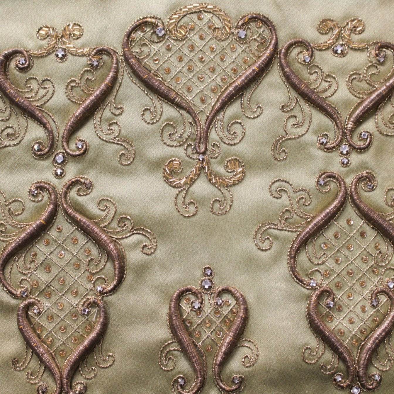 Module 1002: Exploration of Embroidery for Haute Couture Fashion (8712029077763)