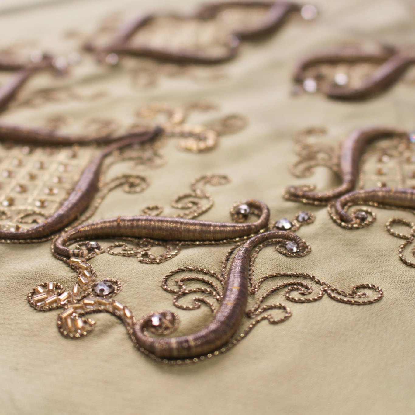 Module 1002: Exploration of Embroidery for Haute Couture Fashion (8712029077763)