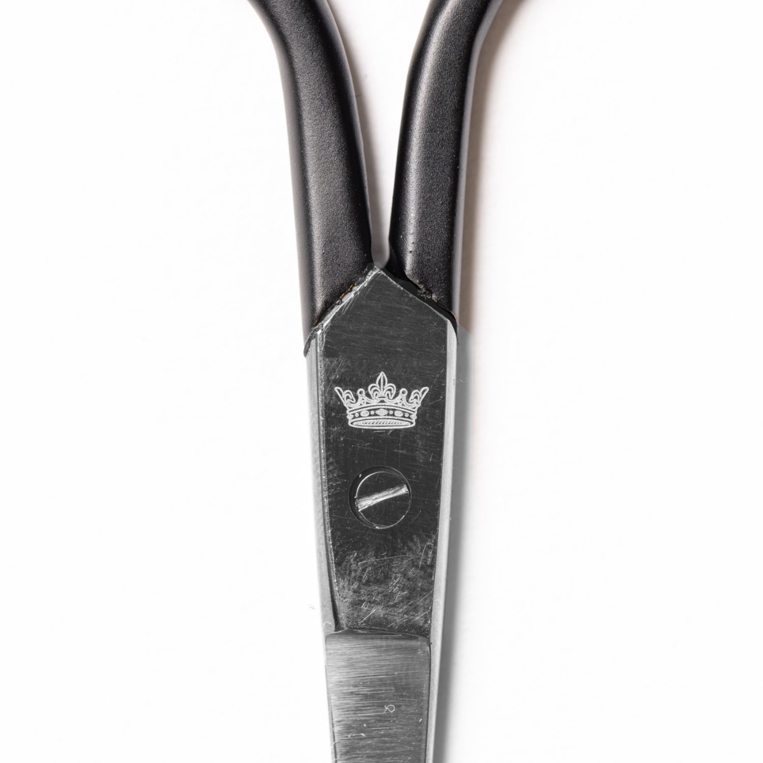 Embroidery Scissors Silver Crown Detail