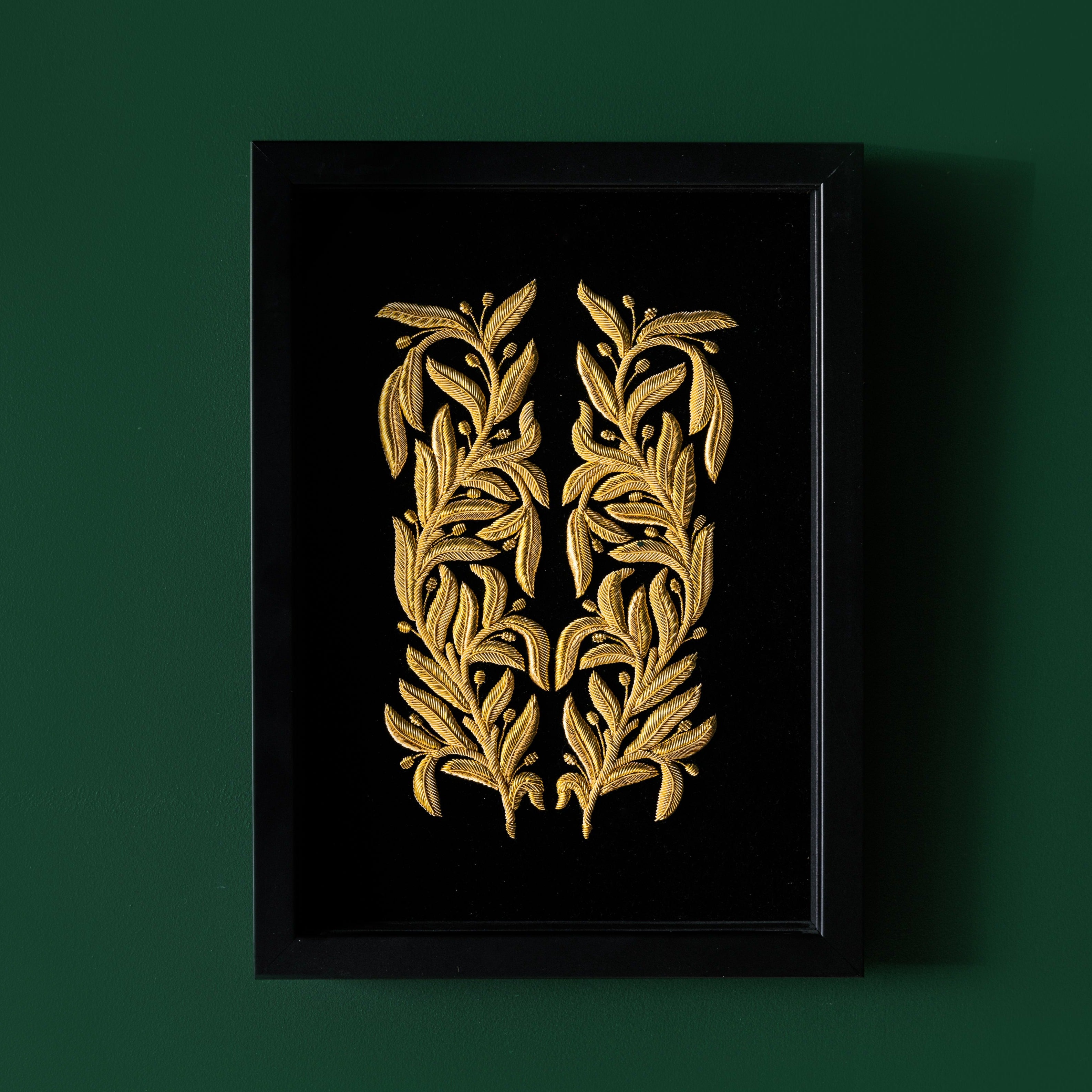 Gold Laurel Wall Hanging (8141953302787)