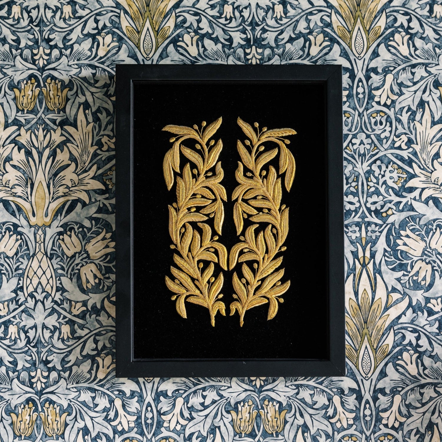 Gold Laurel Wall Hanging (8141953302787)
