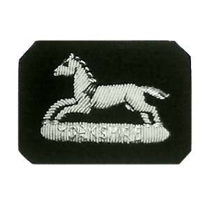 Prince of Wales Own Yorkshire Regiment Beret Badge (4334340046920)