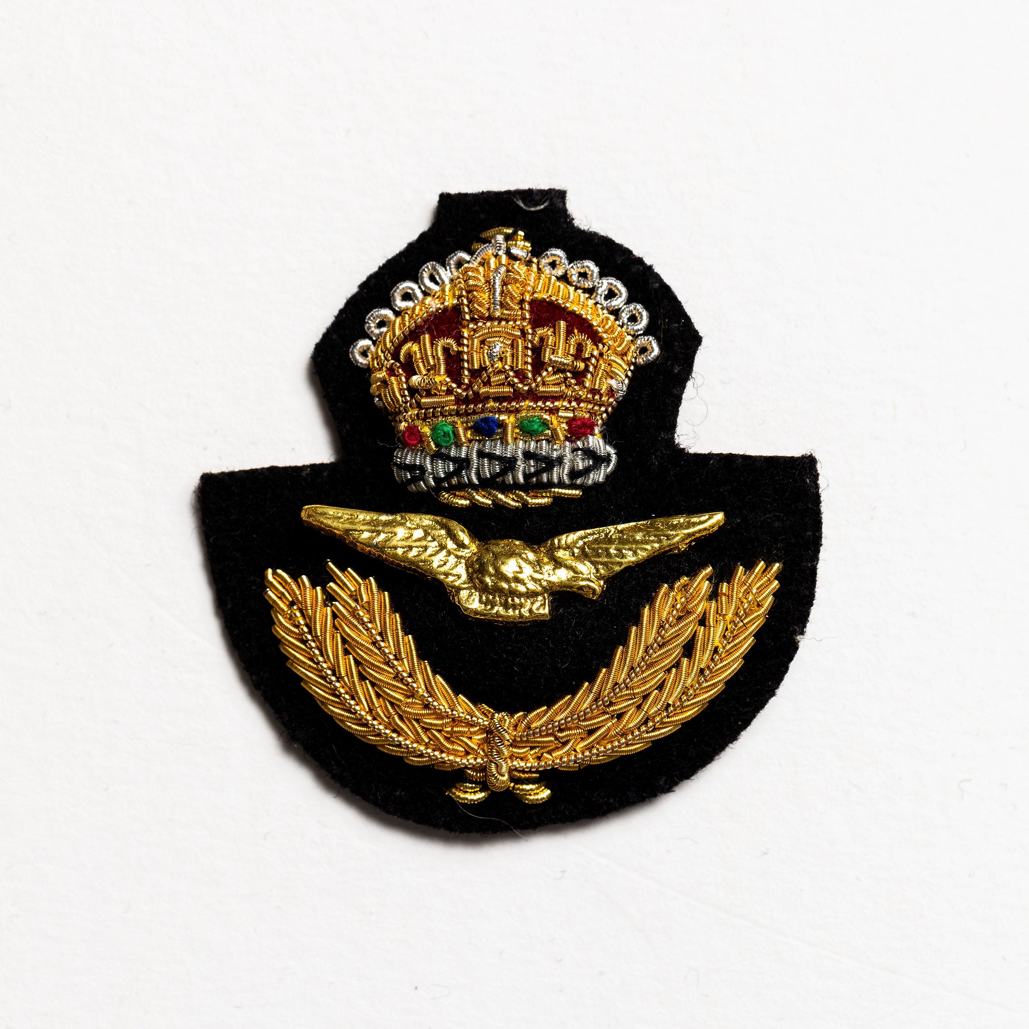 RAF Officers Beret Badge with Kings Crown
