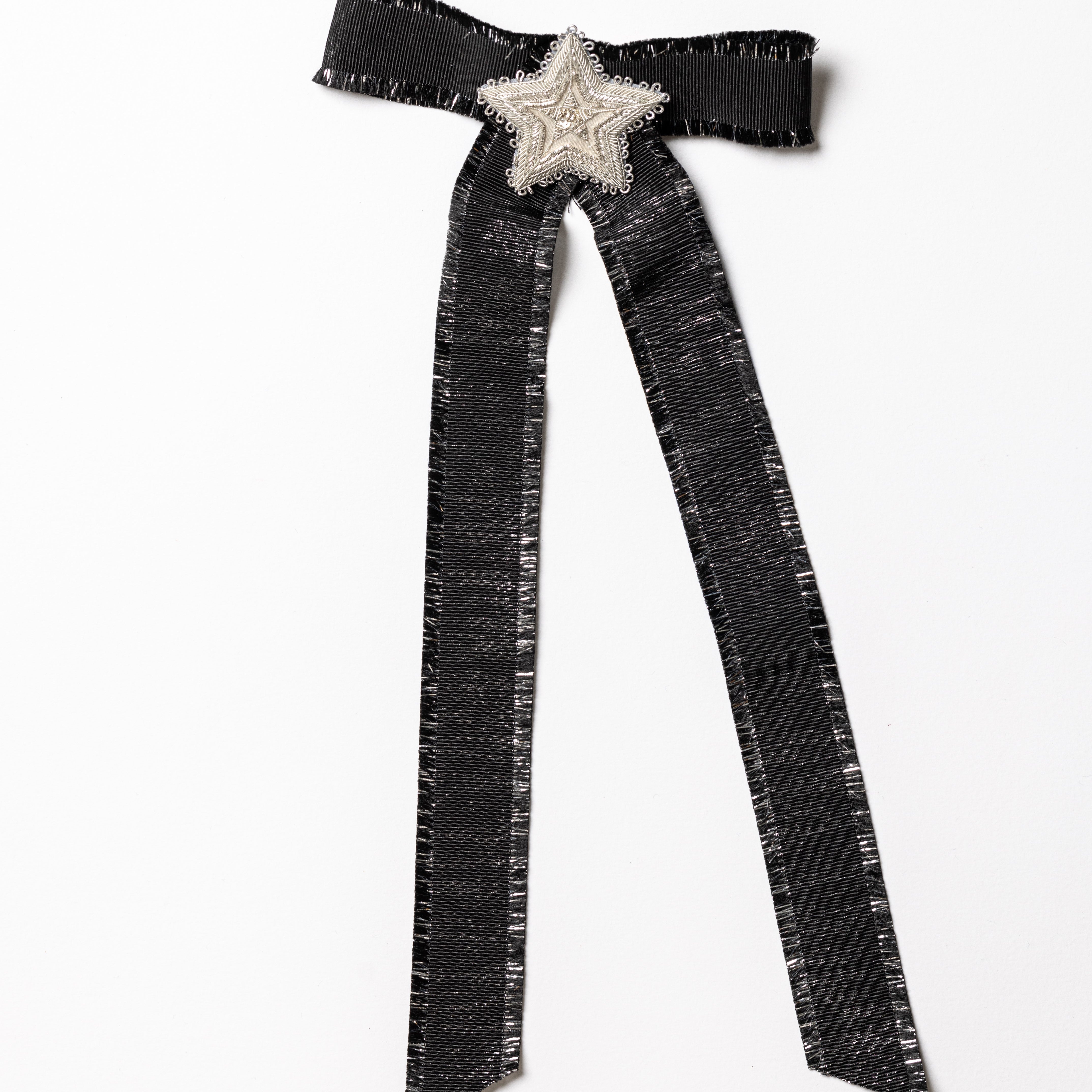 The Silver Shooting Star Ribbon (14746788233594)