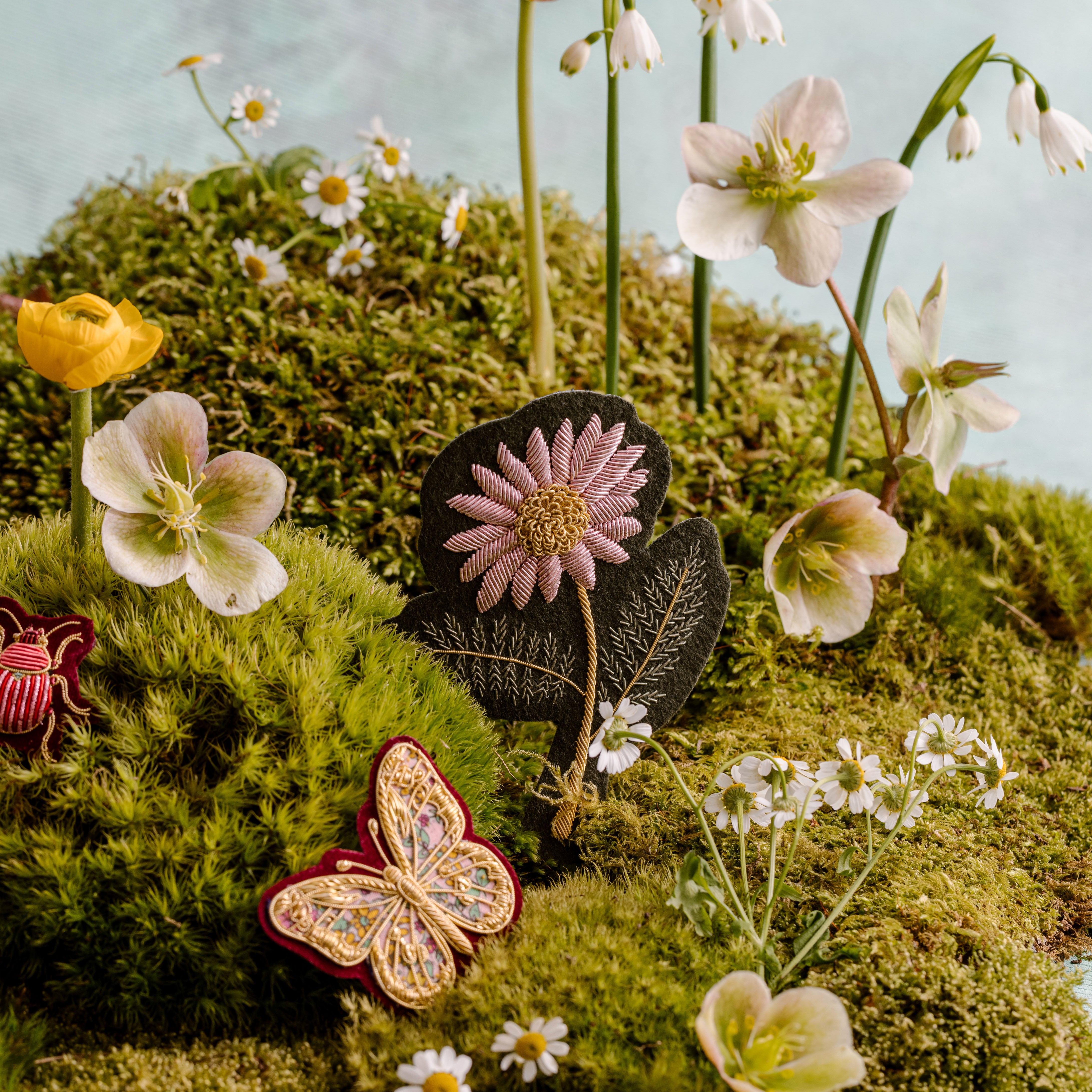 Pink Daisy Goldwork Patch (8048072917251)