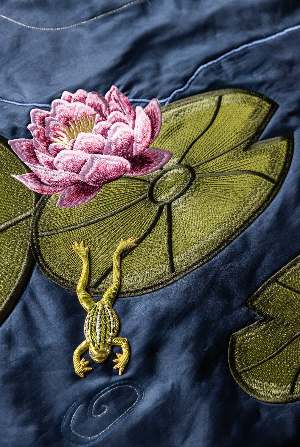 Embroidered Serenity: Bespoke Interior Art