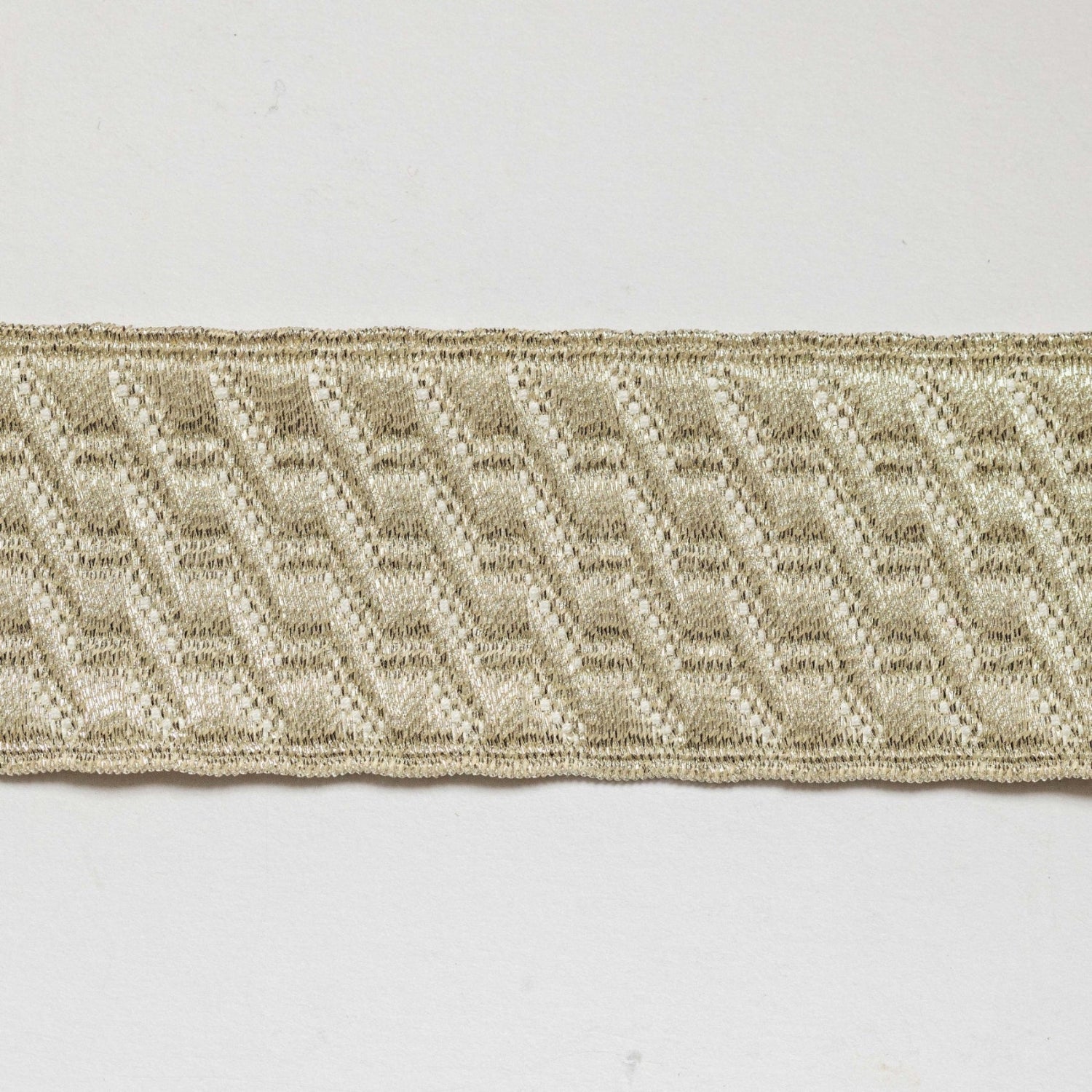 B&S Lace - Silver mylar (7614494245123)