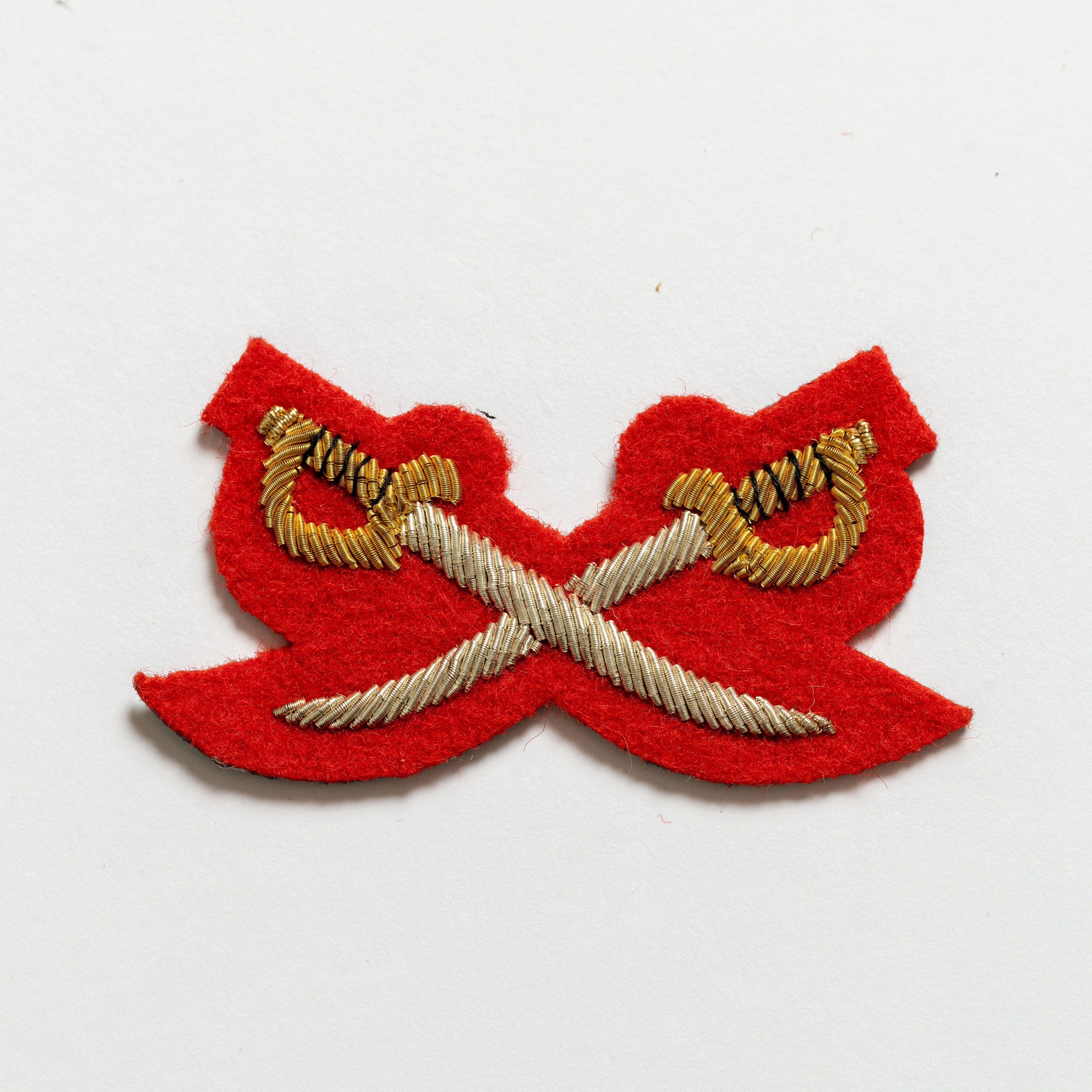 Crossed Swords Mess Dress badge (4334331789384)