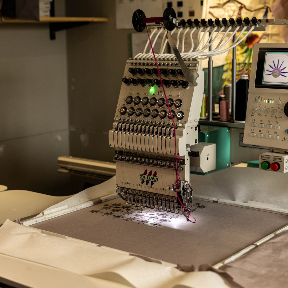 Bespoke Machine Embroidery Class – Hand & Lock