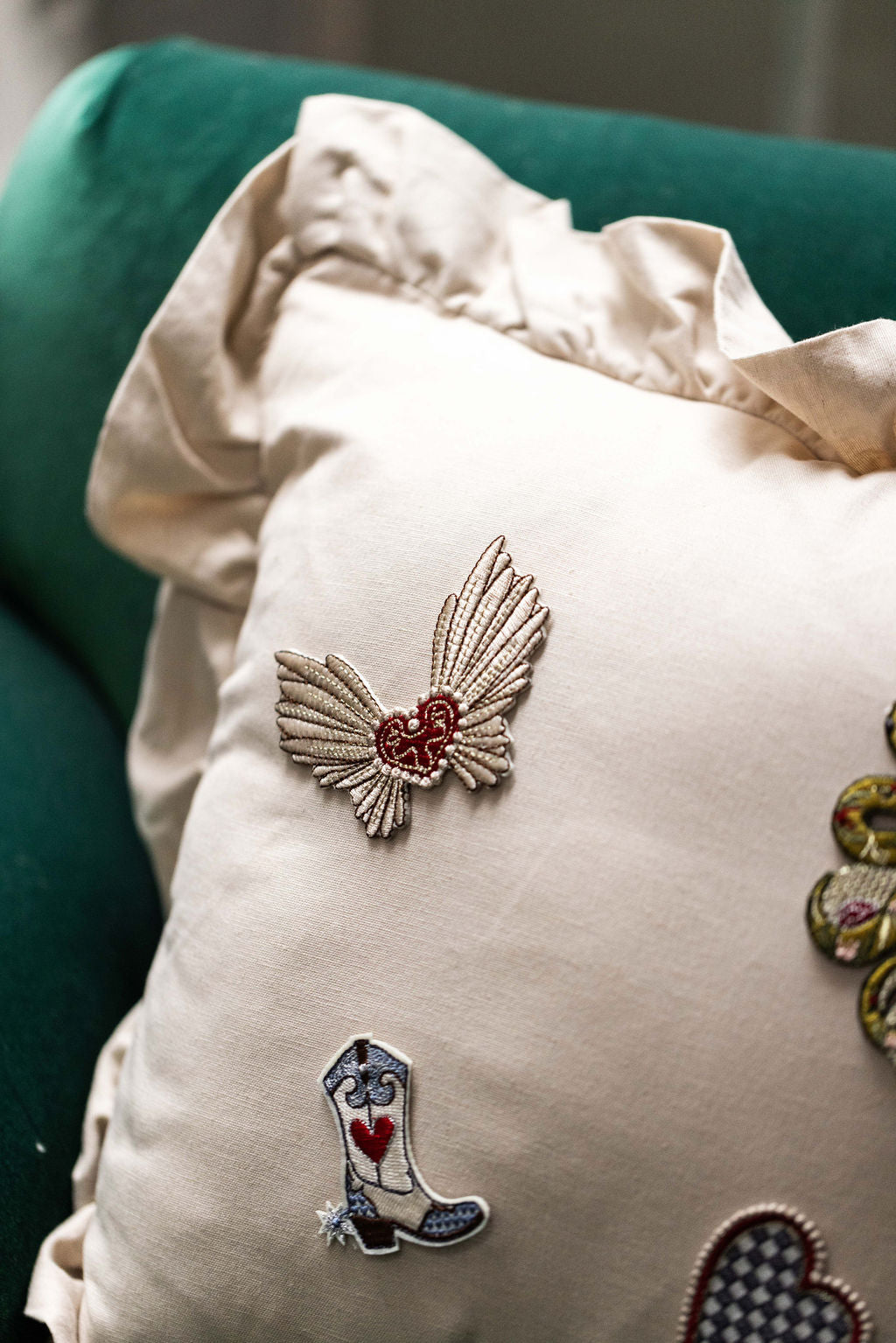 The Angelic Heart Patch – Hand & Lock The Angelic Heart Patch – Hand & Lock