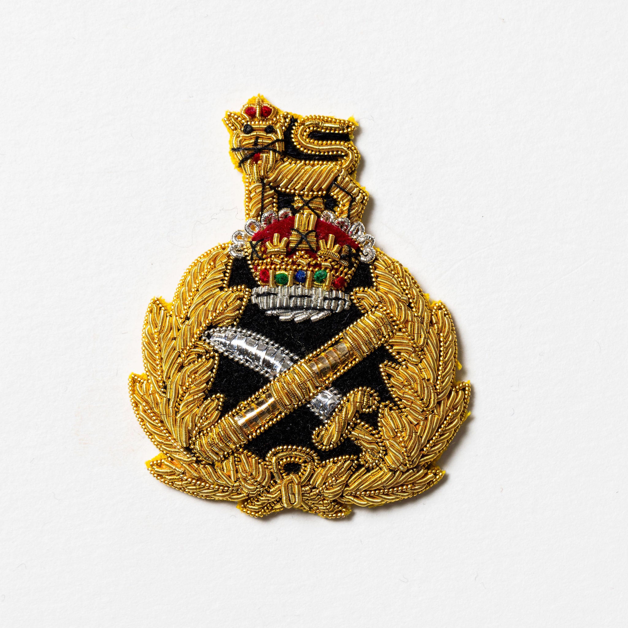 Generals Beret Badge - Black / Kings Crown
