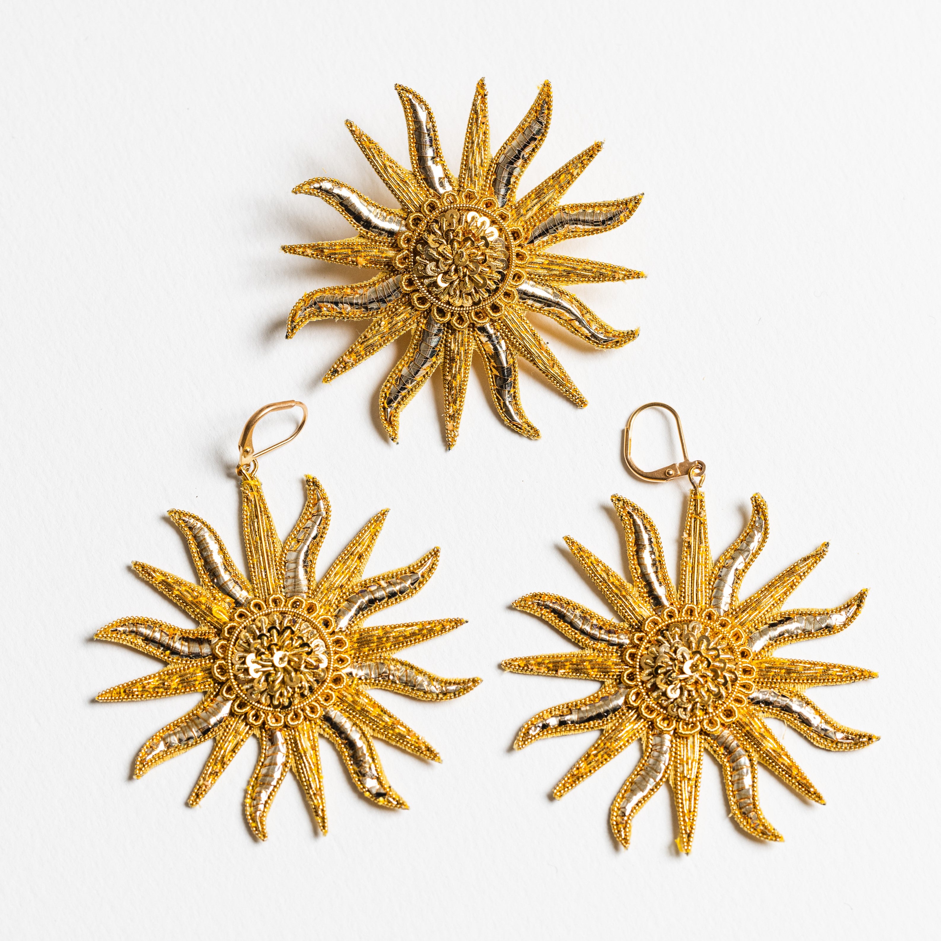 The Blazing Sun Brooch (14629468569978) (14629469323642)