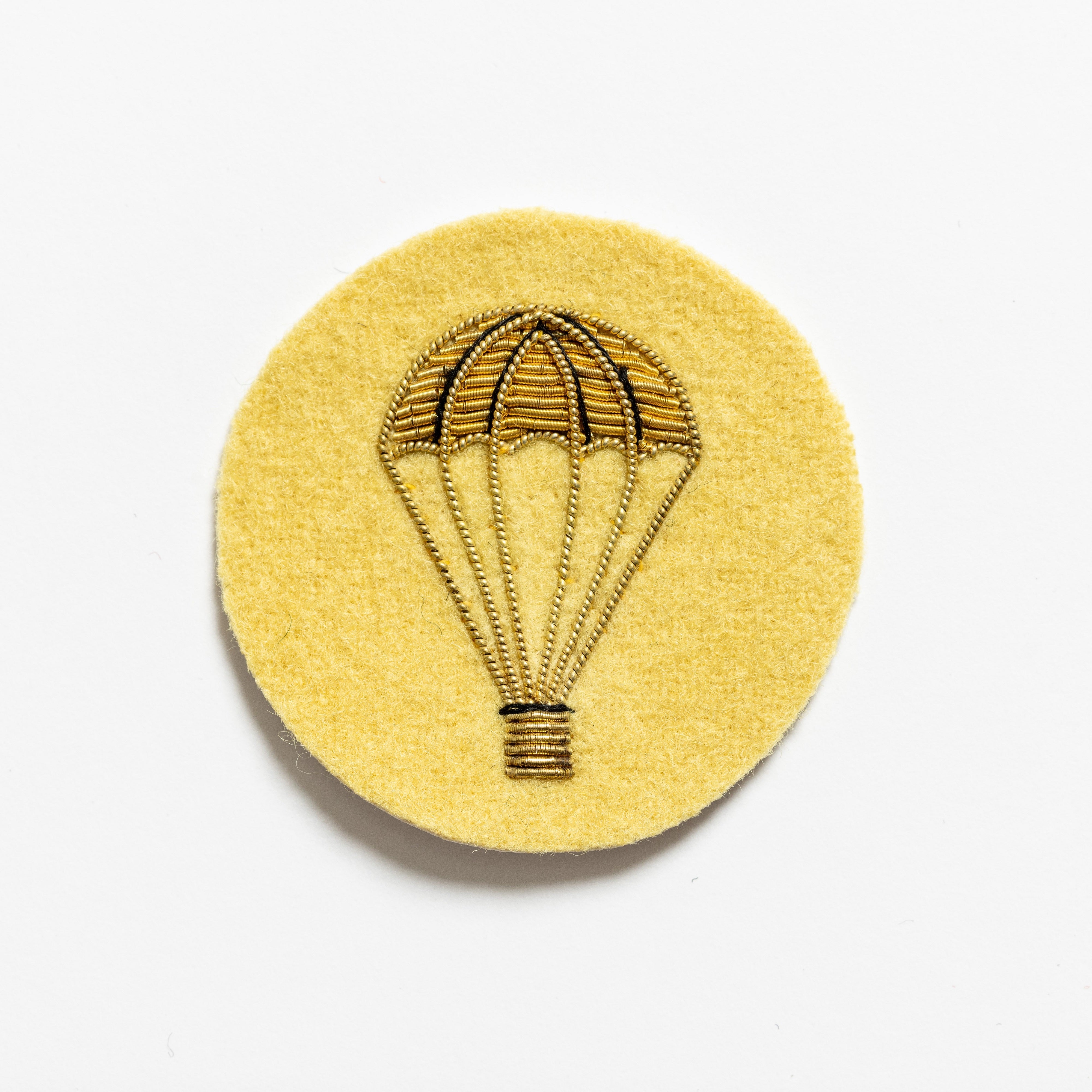 PARACHUTE (ONLY) ARM BADGE ON COLOURS (4334327922760)