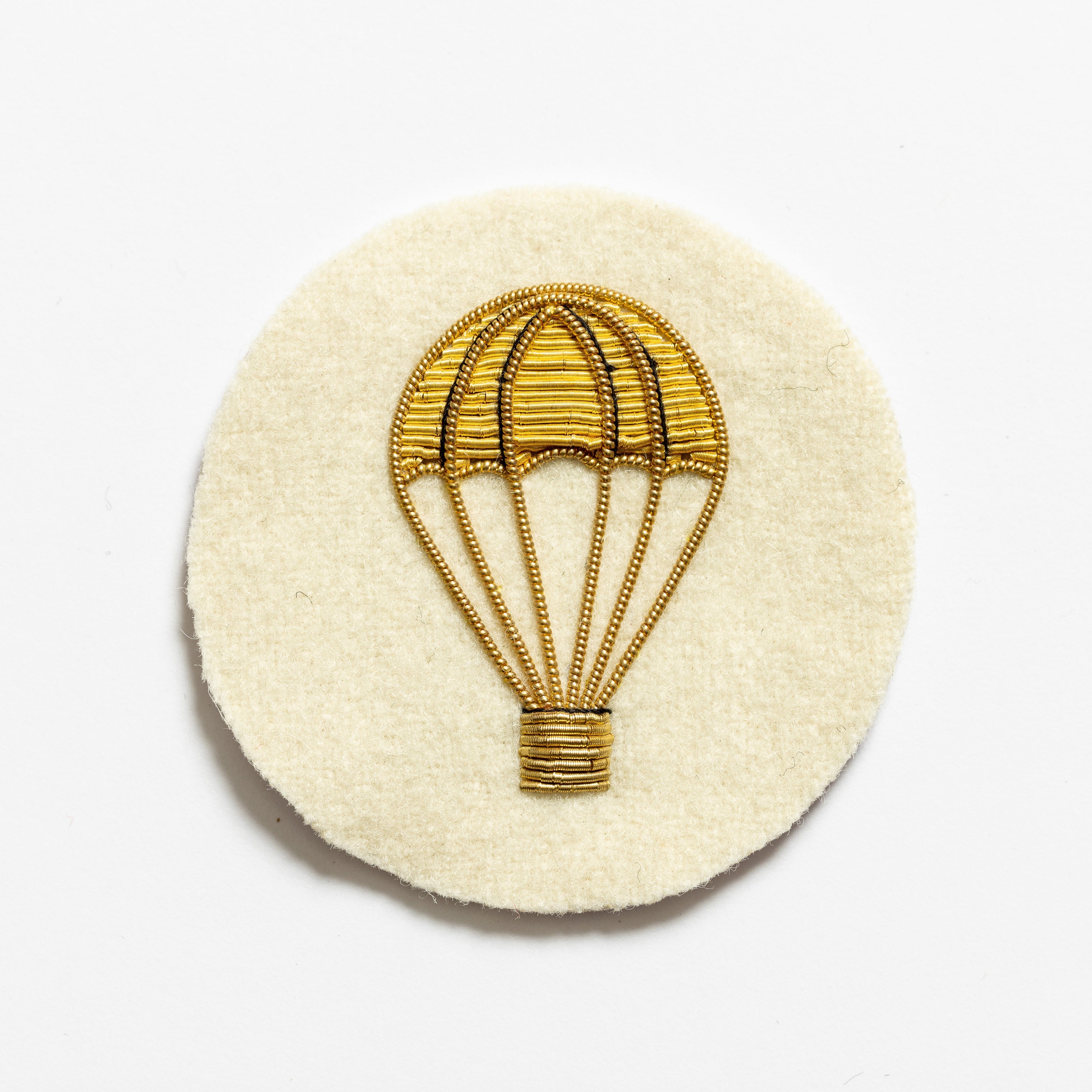 PARACHUTE (ONLY) ARM BADGE ON COLOURS (4334327922760)