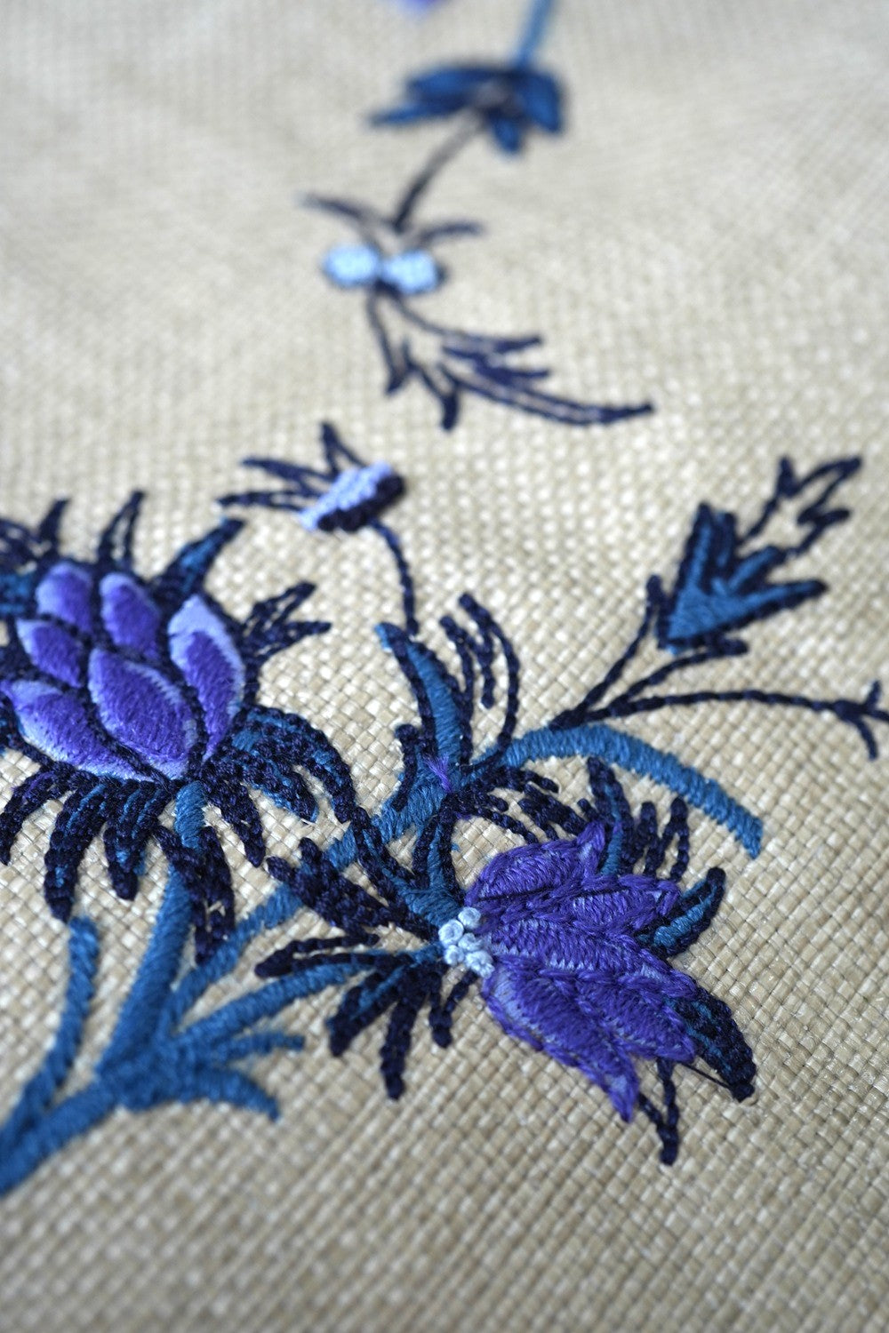 Hand and Lock - Bespoke Embroidered Slippers - Dunhill