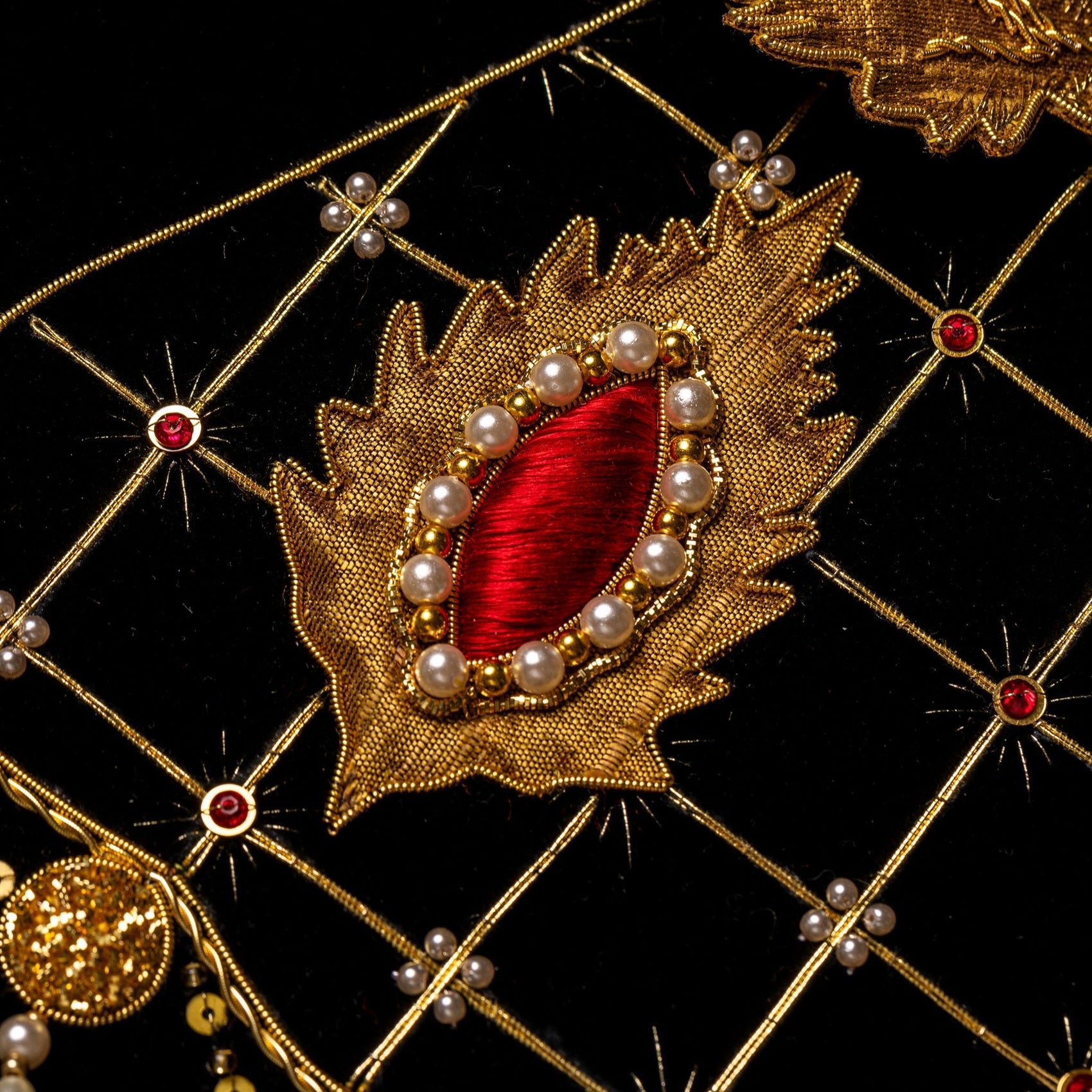 Hand and Lock Embroidery Diploma - Module 1003 Embroidery for Wearable Art 