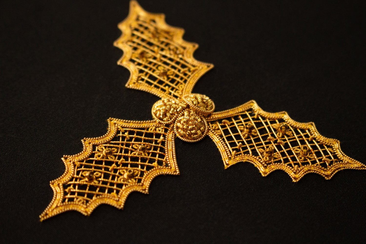 Kew Gardens Hand Embroidery Course Goldwork Holly