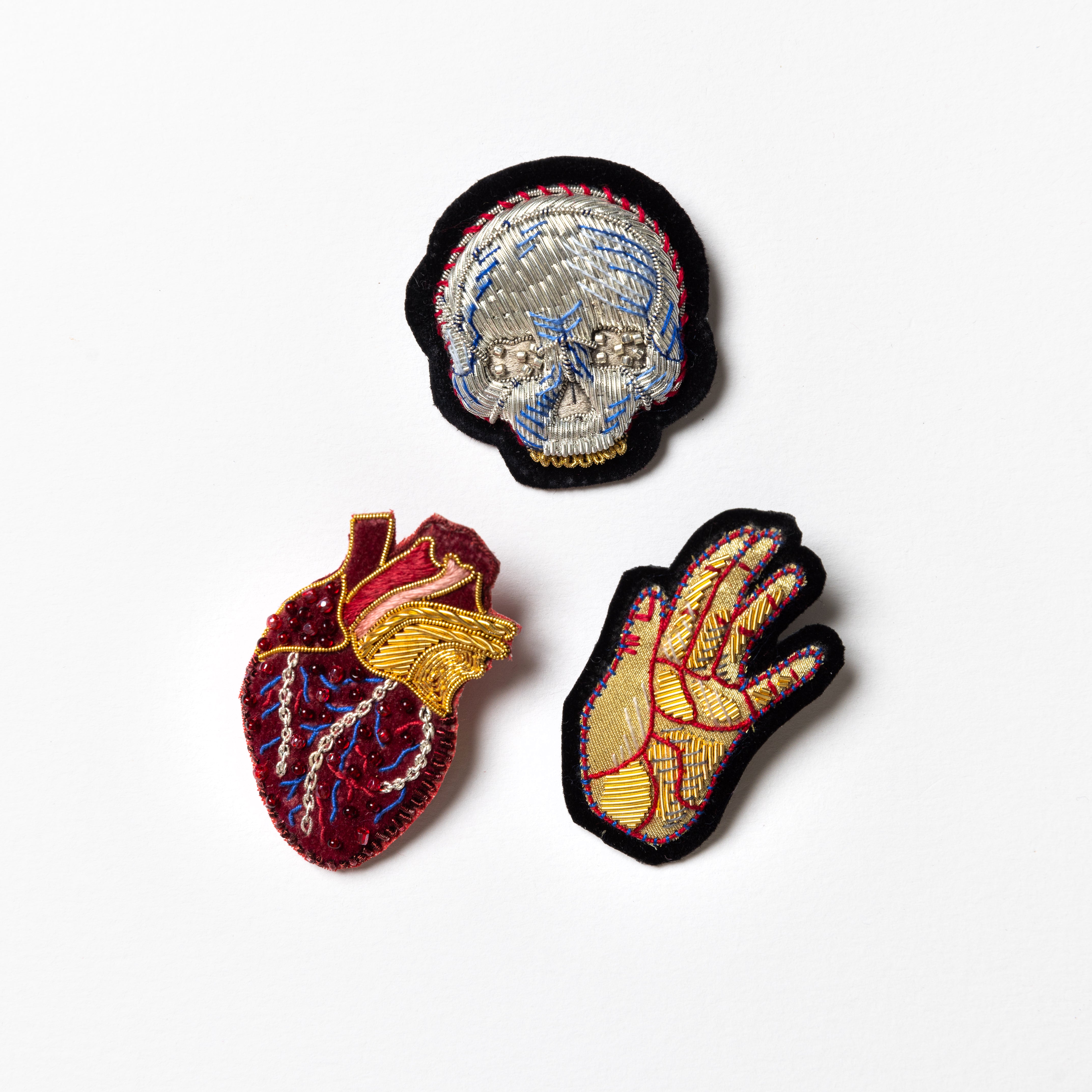 Hand Palm Brooch (14698525229434) (14698522673530) (14698514088314)