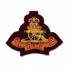 Royal Artillery Gun Beret Badge - Maroon/ Queens Crown