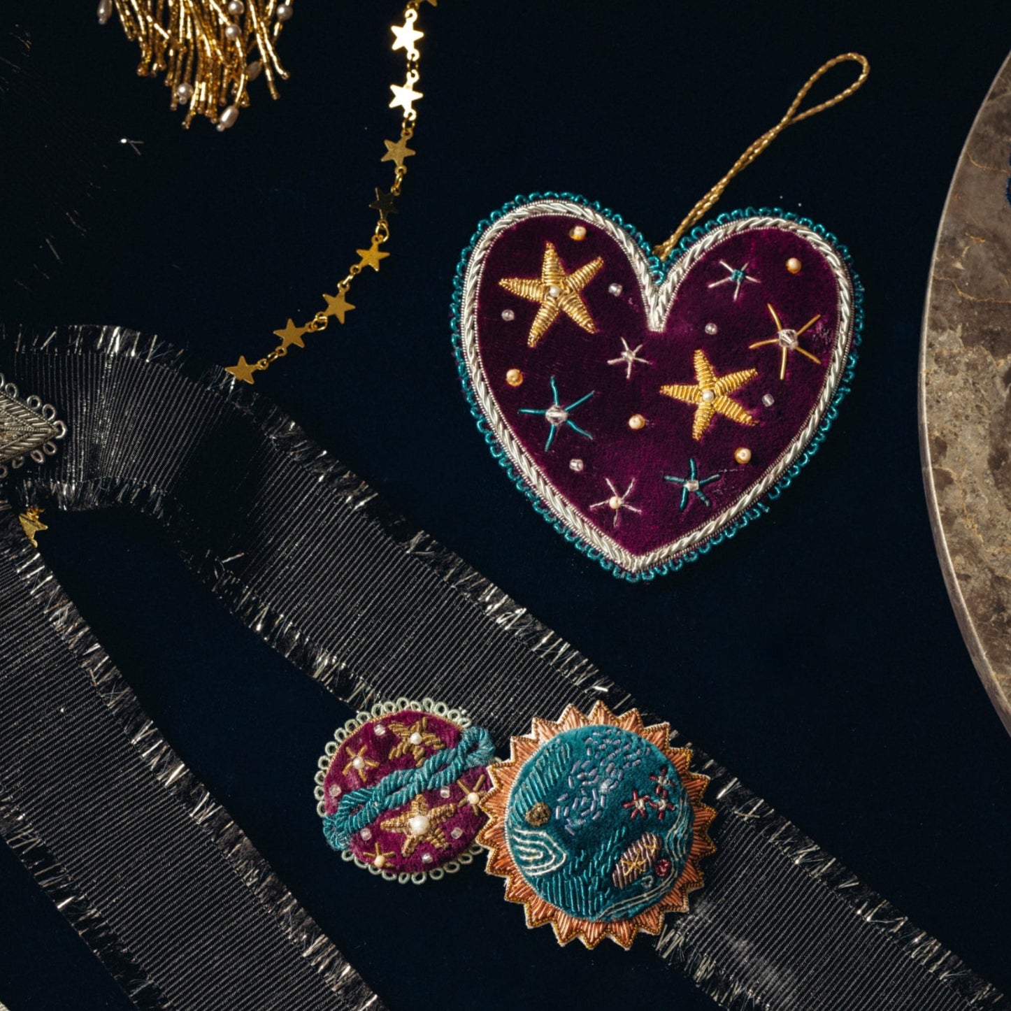 Celestial Heart Hanging Decoration (14746796786042) (14746774831482)