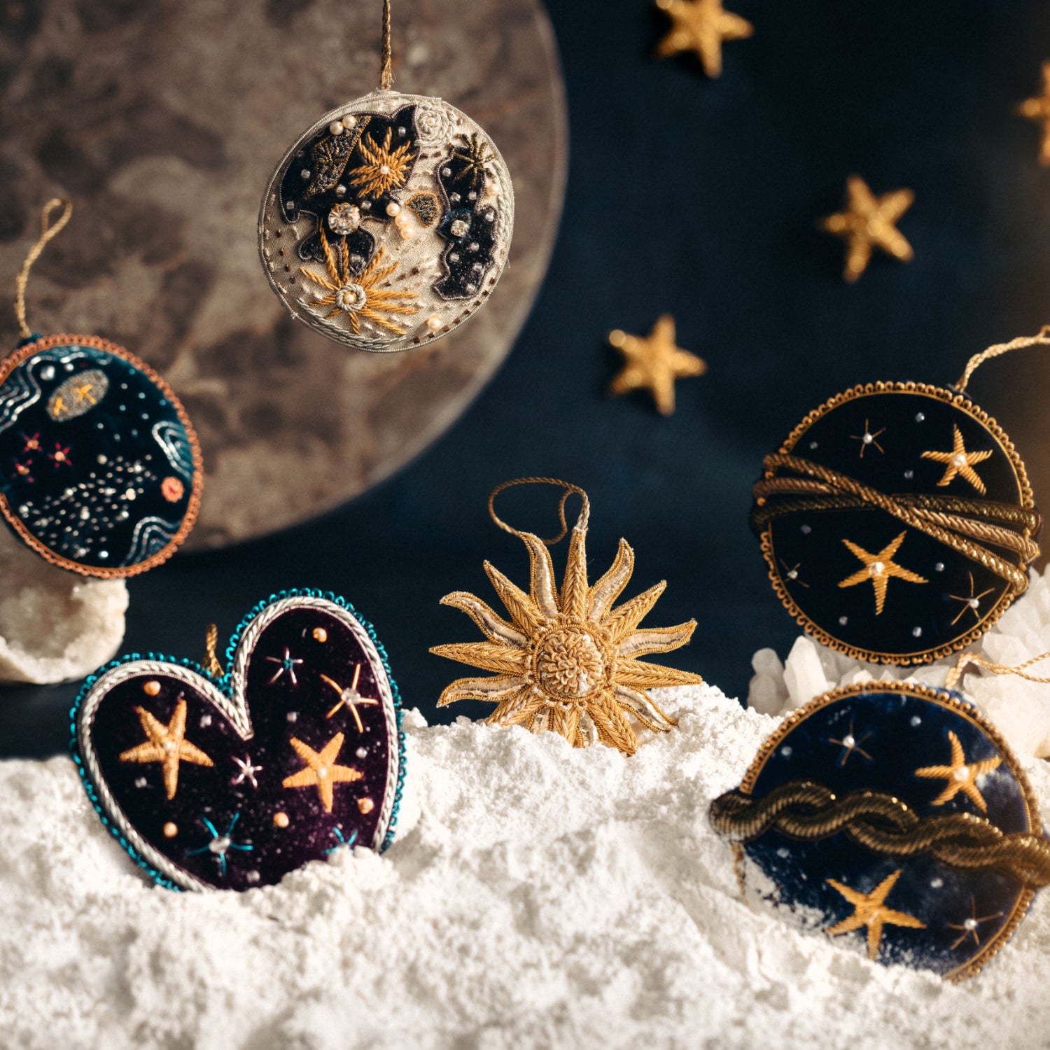 Celestial Heart Hanging Decoration – Hand & Lock