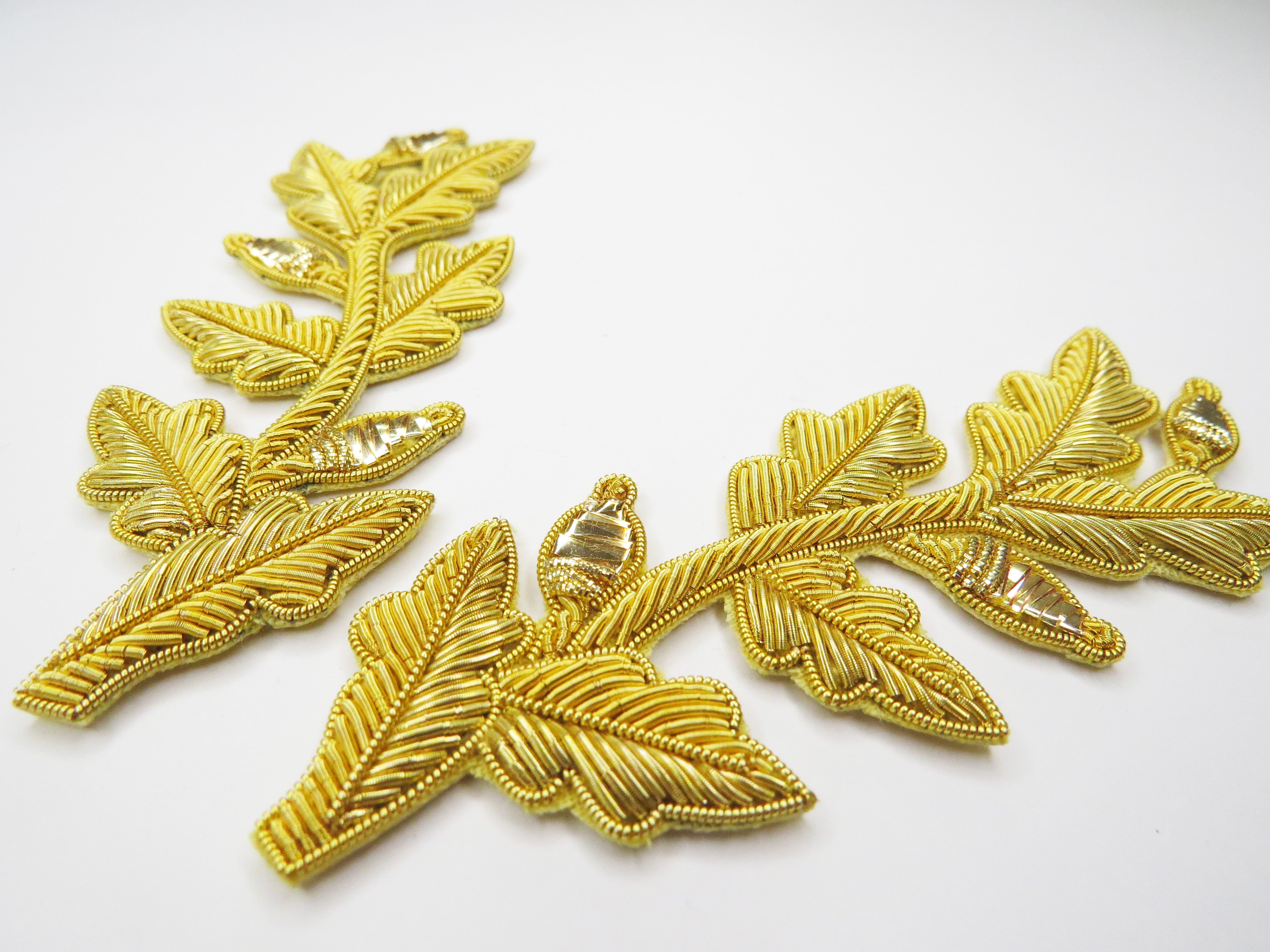 Repeat Pattern Oak Leaf (with acorn) Gold pair (4334446870600)